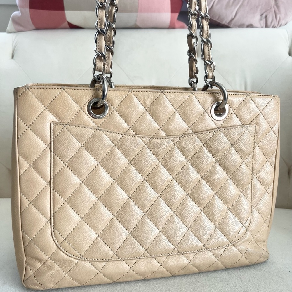 Chanel Classic Timeless GST Beige Caviar with Silver hardware Bag - Picture 3 of 16